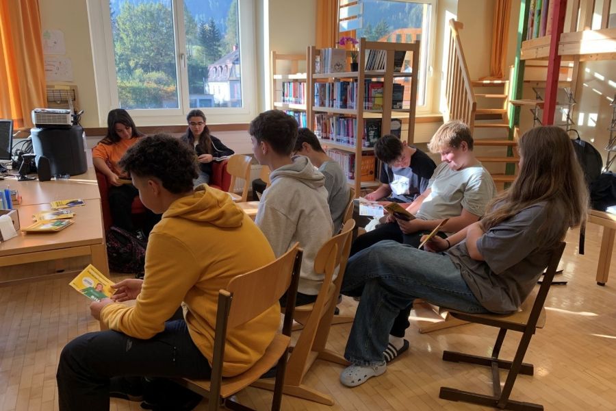 Mit Schirm, Charme und Melone