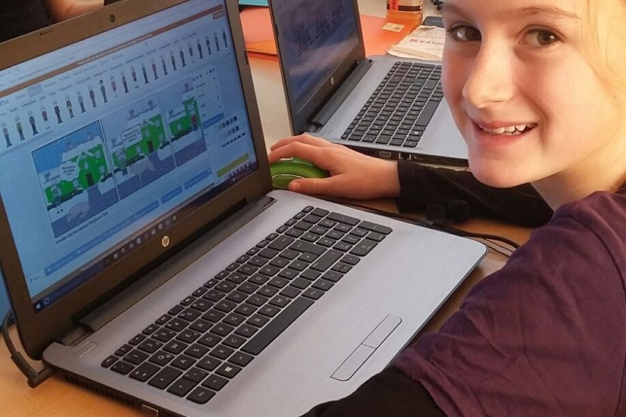 Medientechniker*innen erstellen erste Storyboards