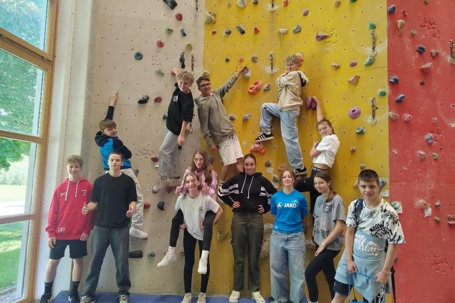 Klettern hautnah erlebt – Exkursion der Sportschwerpunkt-Gruppe