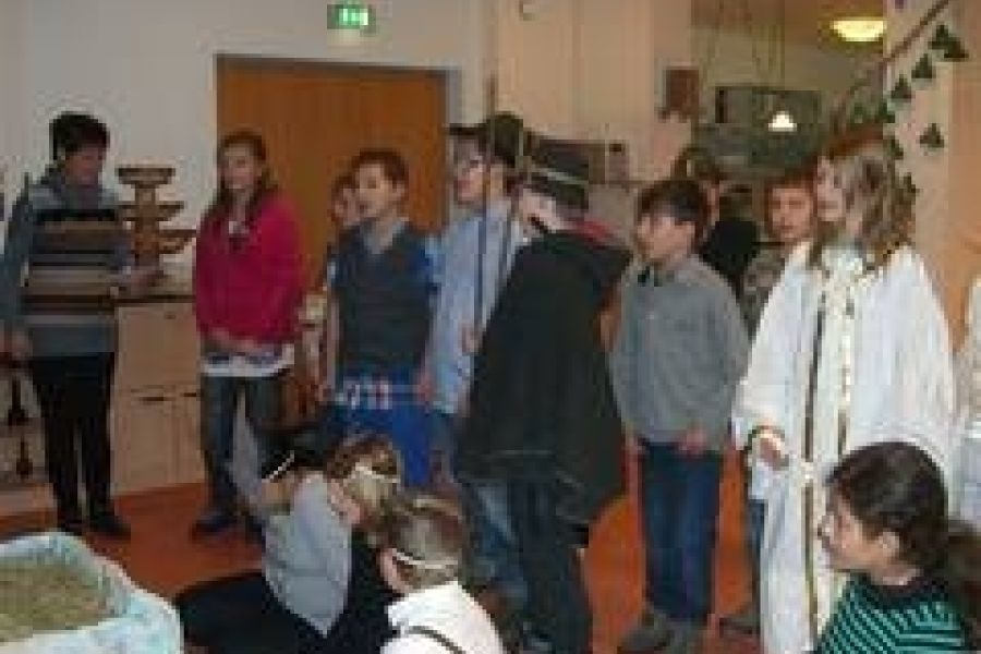 Adventfeier im Altersheim Trieben